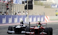 Гран При Бахрейна 2013г. Воскресенье 21 апреля гонка Вальттери Боттас Williams F1 Team и Фелипе Масса Scuderia Ferrari