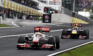 Гран-при Венгрии 2011г Воскресенье  Себастьян Феттель  Red Bull Racing и Льюис Хэмилтон  Vodafone McLaren Mercedes