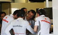 Гран При Абу – Даби 2012 г. Пятница 2 ноября вторая практика Vodafone McLaren Mercedes