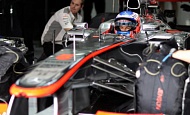 Гран При Бахрейна 2013г. Суббота 20 апреля третья практика Дженсон Баттон Vodafone McLaren Mercedes