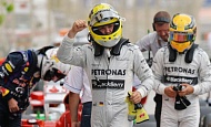 Гран При Бахрейна 2013г. Суббота 20 апреля квалификация Нико Росберг и Льюис Хэмилтон  Mercedes AMG Petronas
