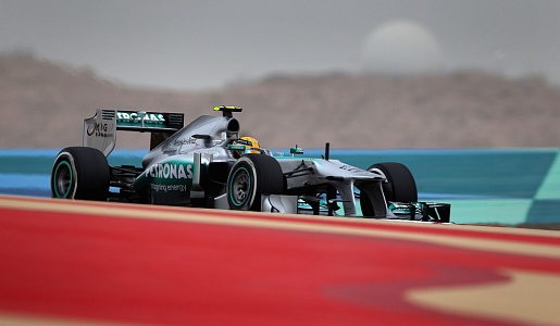Пилот «Мерседеса» Льюис Хэмилтон прокомментировал итоги квалификации к Гран-при Бахрейна-2013.