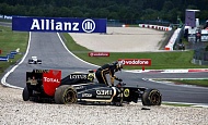 Гран При Германии 2011г Воскресенье Авария Ника Хайдфельда Lotus Renault GP