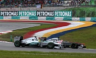 Гран При Малайзии 2013г. Воскресенье 24 марта гонка Нико Росберг Mercedes AMG Petronas