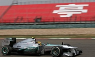 Гран При Китая 2013г. Суббота 13 апреля третья практика Льюис Хэмилтон Mercedes AMG Petronas