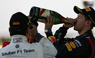 Гран При Японии 2012 г. Воскресенье 7 октября гонка. Победитель гонки Себастьян Феттель Red Bull Racing