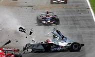 Ужасы Формулы-1 - Авария Роберта Кубицы в Монреале.flv 