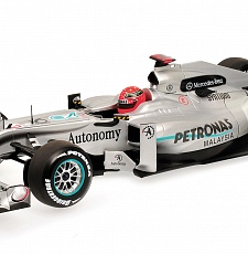 Mercedes-Benz W01, M. Schumacher, 1:18