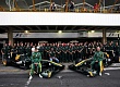 Гран При Бразилии 2011г Воскресенье Хейкки Ковалайнен  и Ярно Трулли Team Lotus 