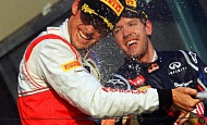 Гран При Австралии 2012 воскресенье 18  марта Дженсон Баттон Vodafone McLaren Mercedes победитель гонки и Себастьян Феттель Red Bull Racing